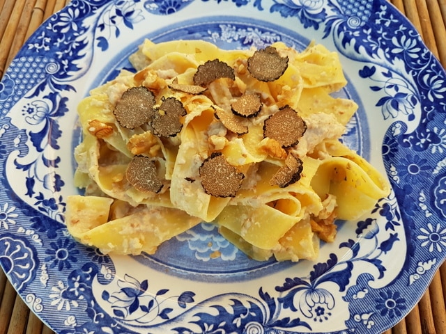 Pappardelle pasta with walnut sauce and black truffle shavings – The ...