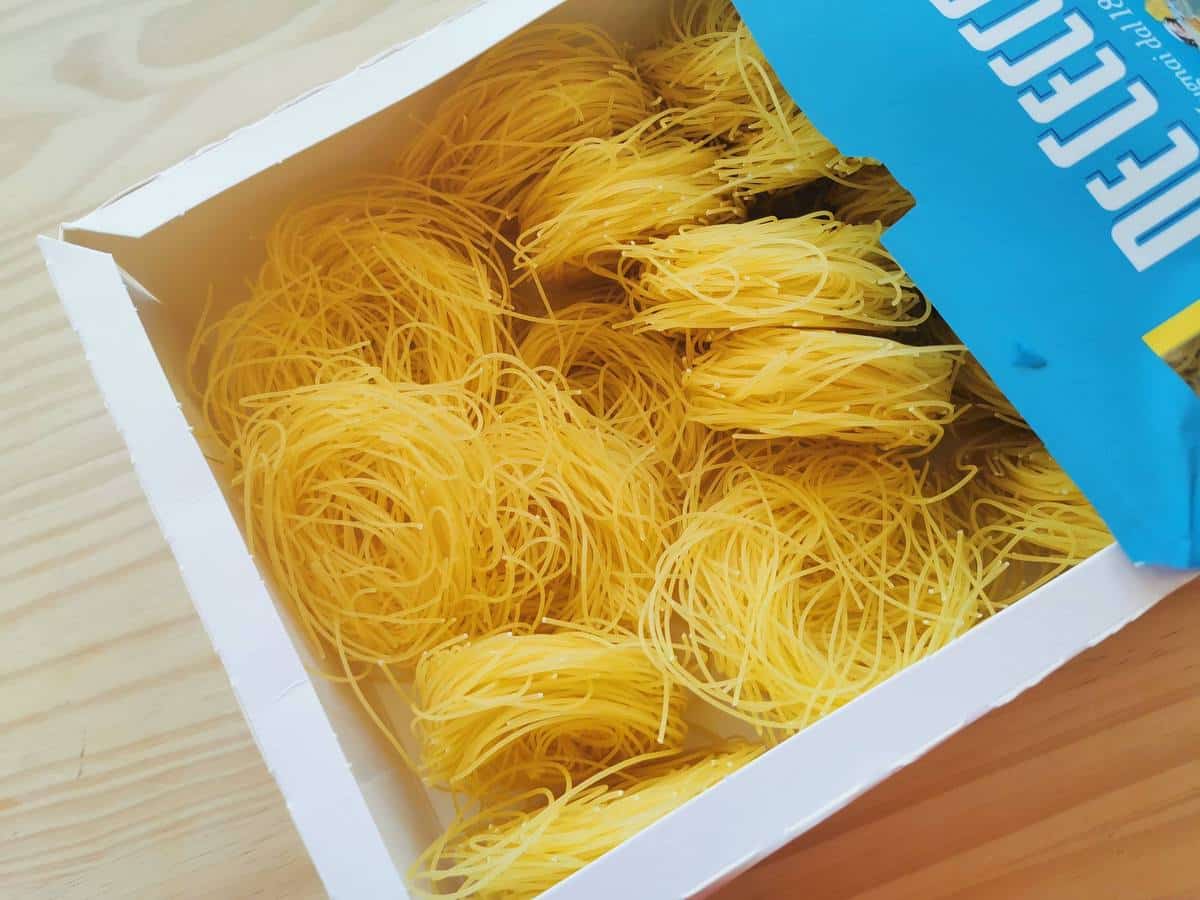 A box of angel hair pasta made by De Cecco.
