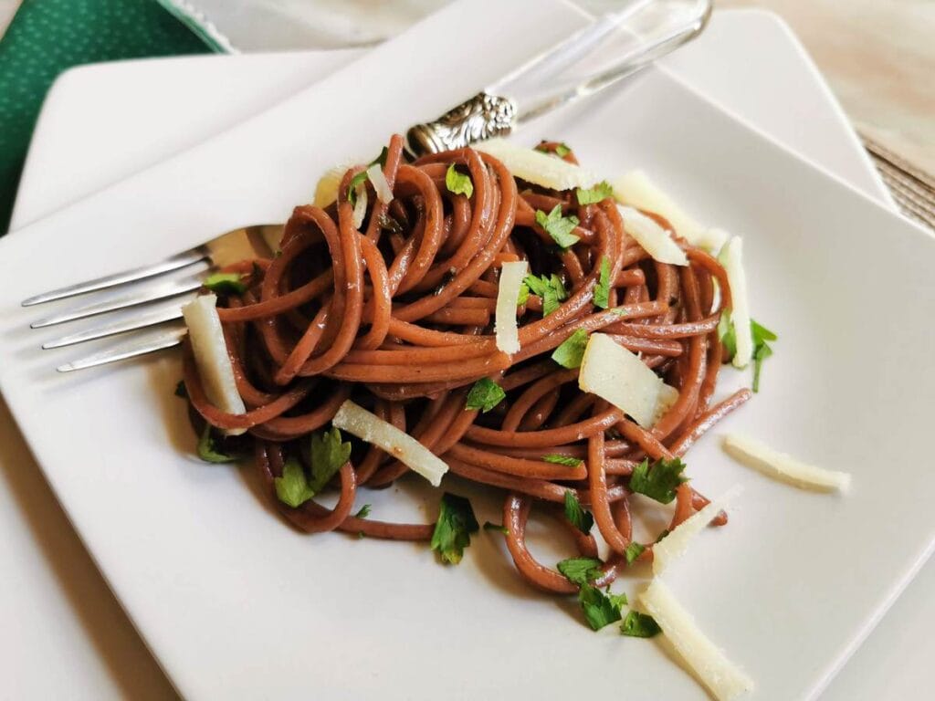 Drunken Spaghetti Recipe (red wine pasta) – The Pasta Project