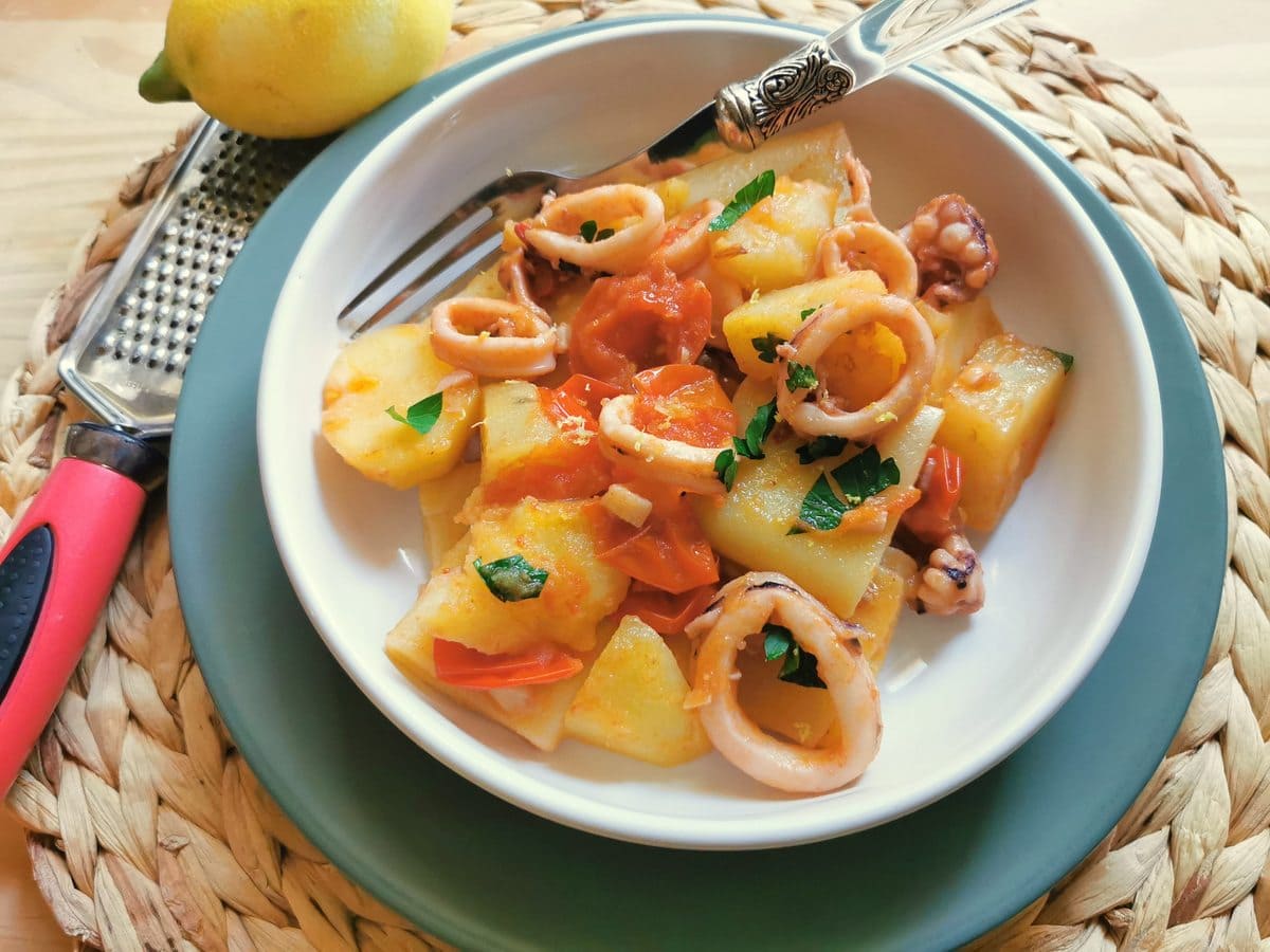 Paccheri pasta with calamari and potato.